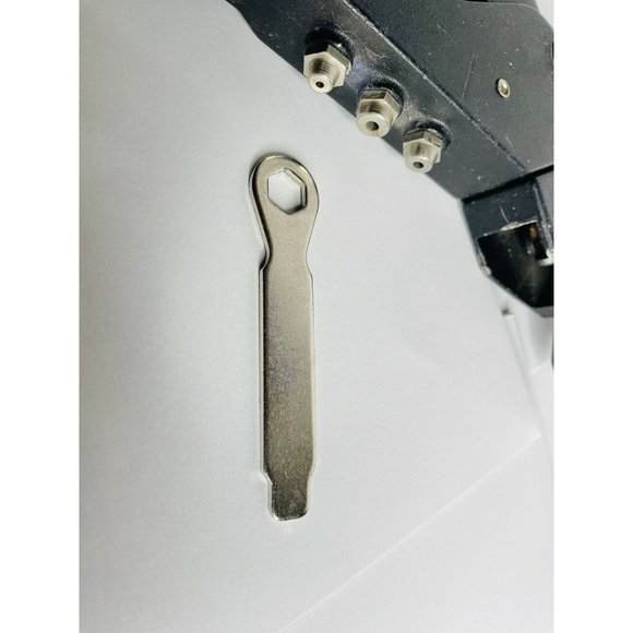 POWERFAST Swivel Head Hand Riveter Rivet Gun Tool with Adjustment Wrench - Picture 6 of 6